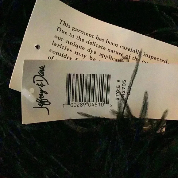 Jeffery and Dara Black Velvet Ostrich  Feather Evening Gown - Picture 5 of 5